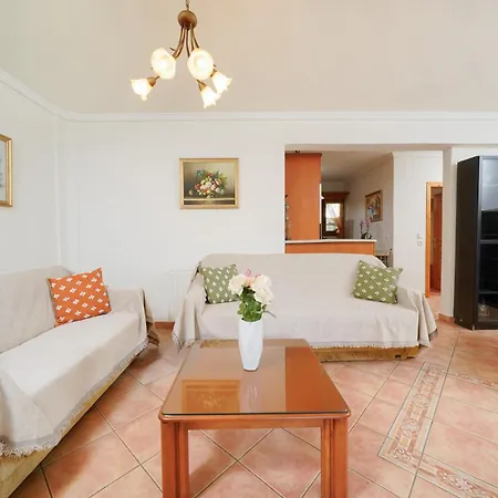 Althea Golden Appartement *