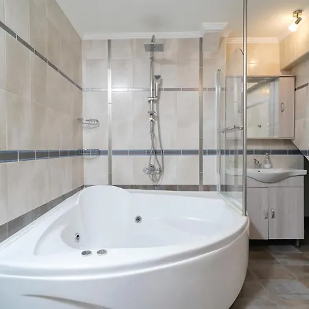 Althea Golden 아파트 *